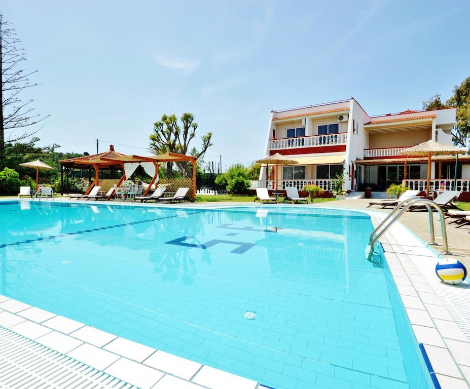 Naturist Angel Nudist Club Hotel - Adults Only Paradeísion Dış mekan fotoğraf